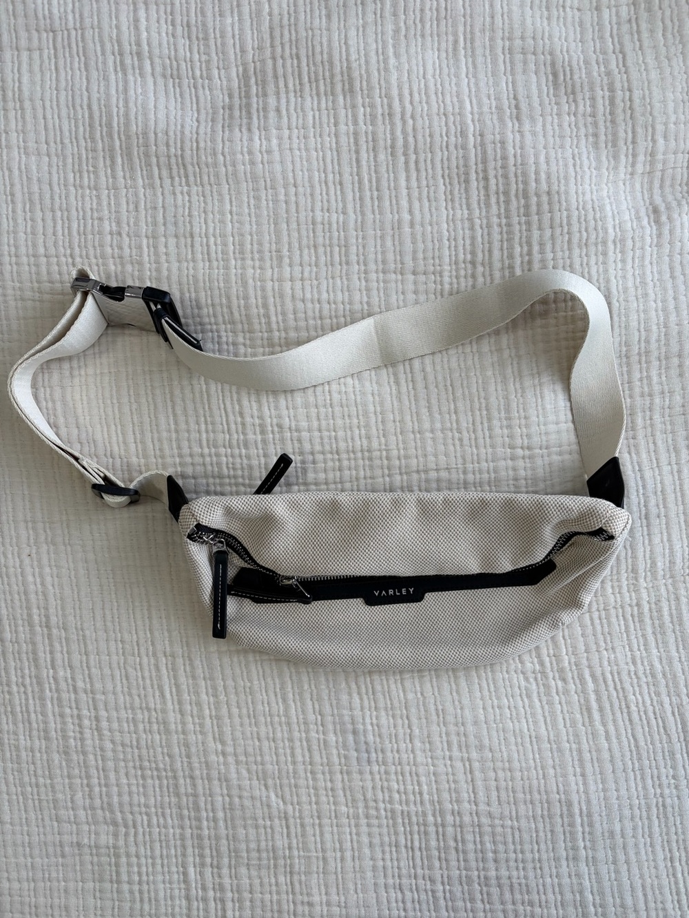 Varley cross body bag